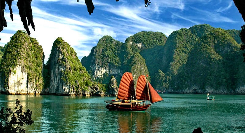 How to Save Money on Halong Bay Cruises