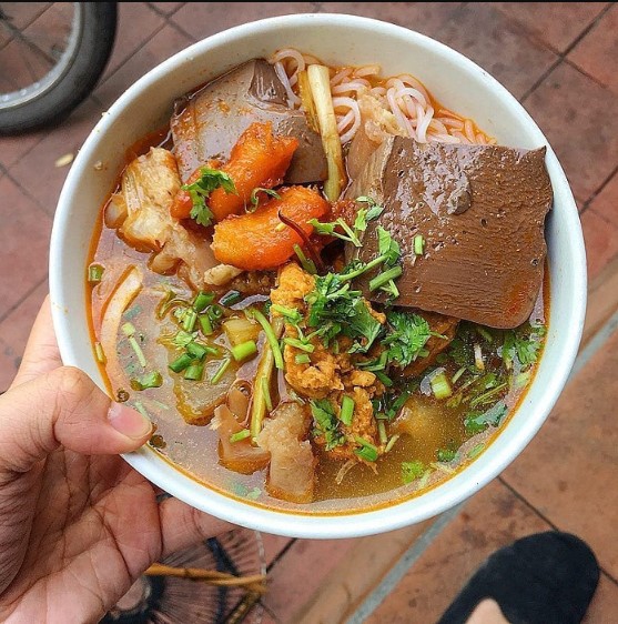 顺化牛肉米线 - Bun Bo Hue