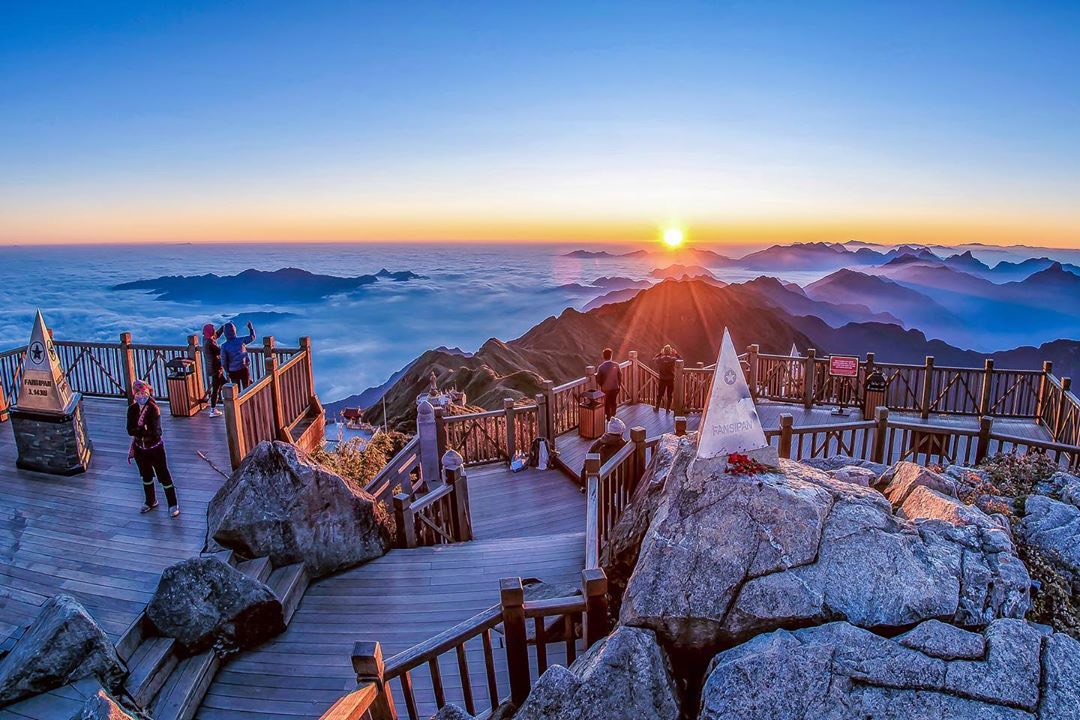 Hanoi-sapa-cat-cat-fansipan-tour-1